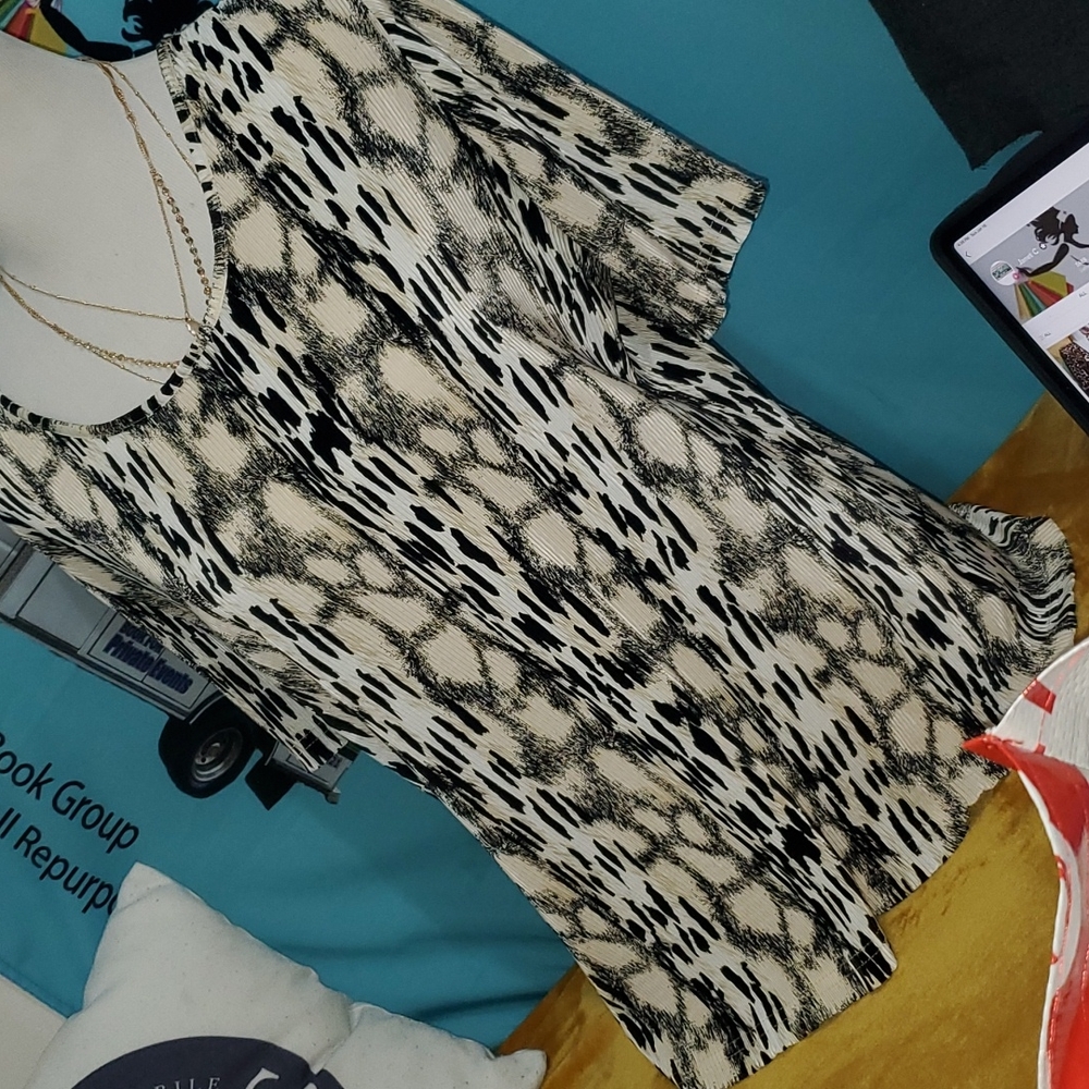 Canda Blouse - Picture 3 of 10
